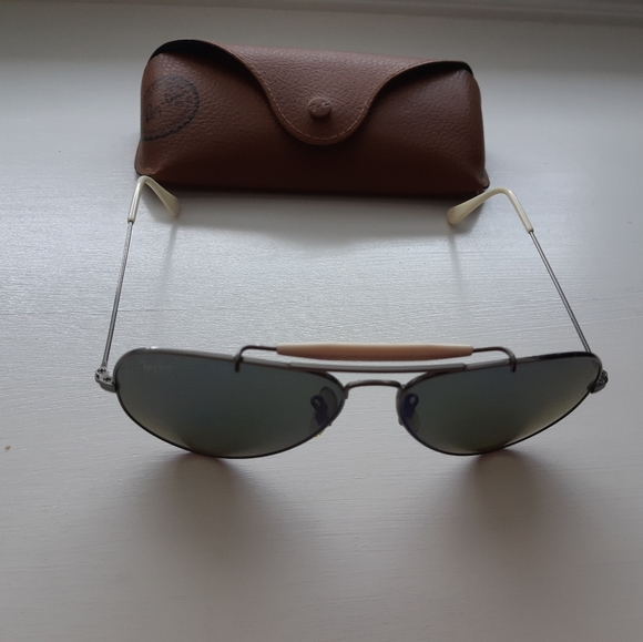 Authentic RayBan sunglasses - Picture 2 of 5